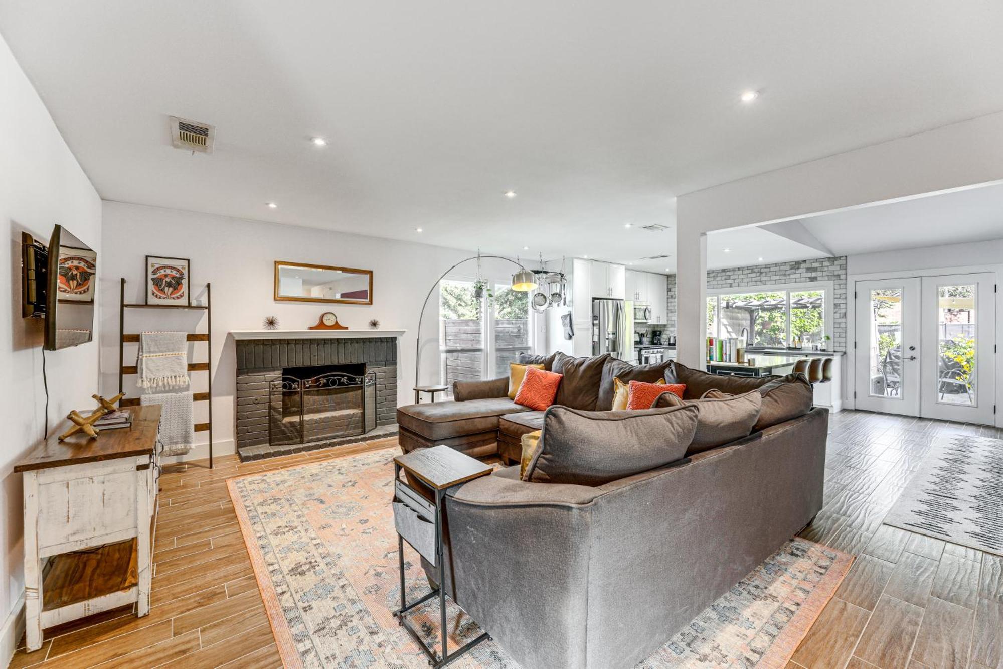 Modern Austin Home With Outdoor Pool And Fire Pit! Zewnętrze zdjęcie